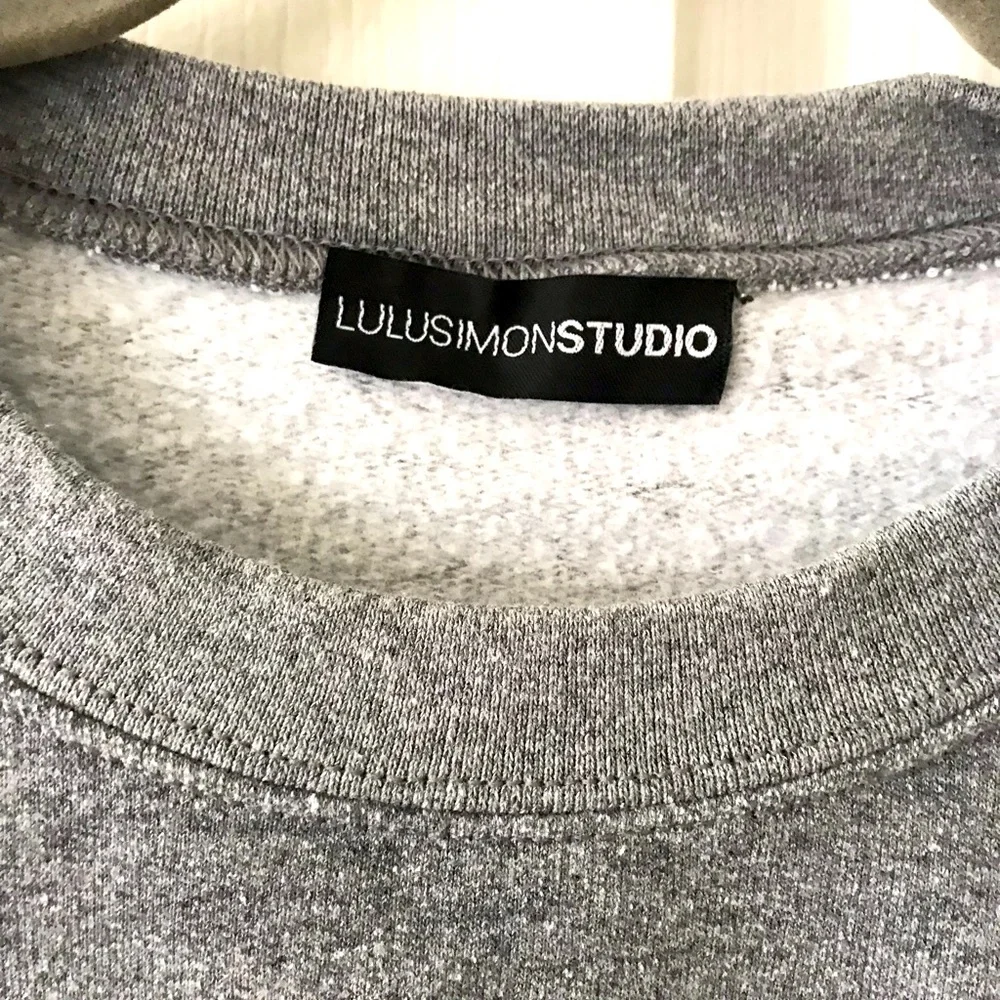 Sweatshirt - Picture 3 of 3